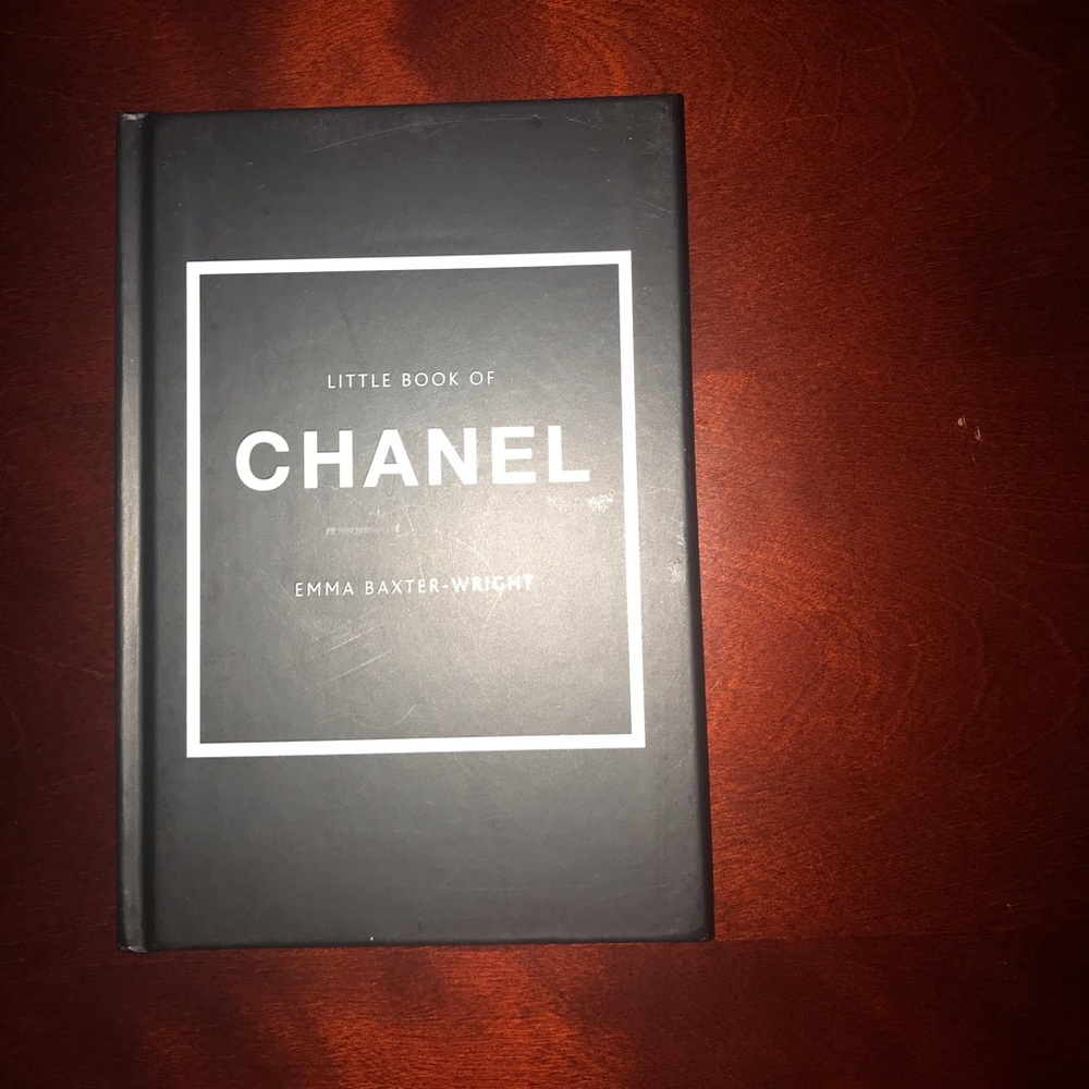 Chanel 💯 Authentic - Picture 3 of 4